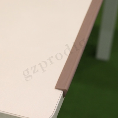 Multifunctional Sturdy Silicone Edge Guards , Nonslip Safety Table Edge Protector