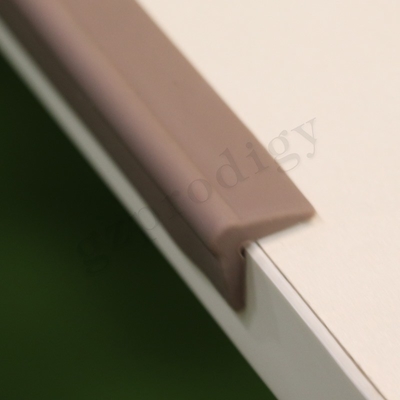 Multifunctional Sturdy Silicone Edge Guards , Nonslip Safety Table Edge Protector