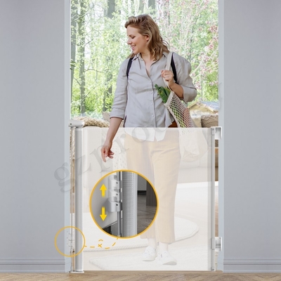 Baby Proof Infants Foldable Safety Gate Retractable Dog Gate For Doorway 84 Inch Retractable Mesh Gate